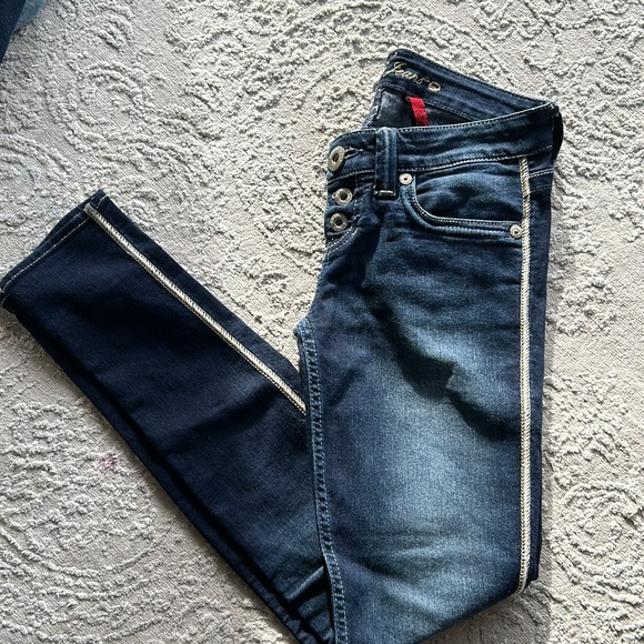 Guess Jeans - Picture 4 of 4